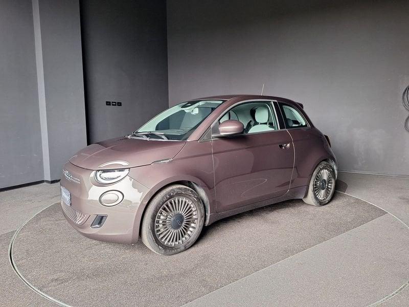 FIAT 500 La Prima Berlina