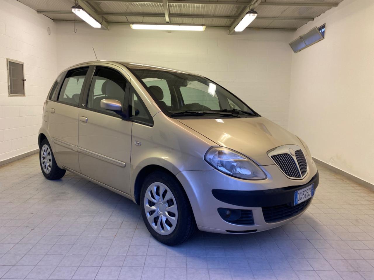 Lancia MUSA 1.4 16V Platino Plus