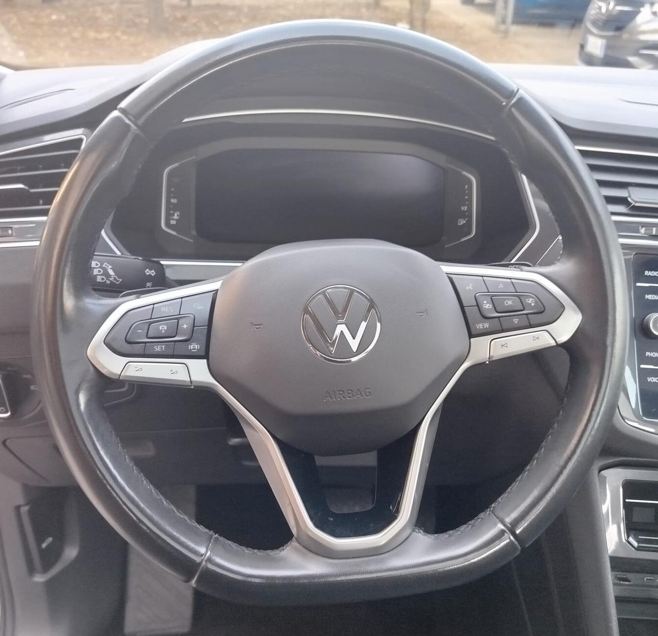 Volkswagen Tiguan 2.0 TDI 150 CV SCR DSG Elegance IVA TETTO 2022