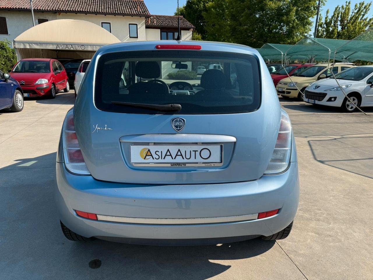 Lancia Ypsilon 1.2 pochi km 88.000km