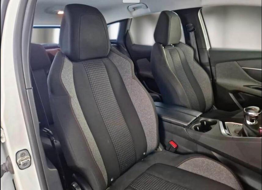 Peugeot 3008 BlueHDi 130 S&S CAMBIO MANUALE KM 108000