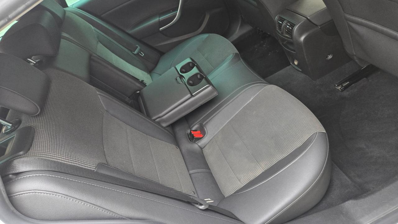 Opel Insignia 2.0 CDTI Sports Tourer Cosmo