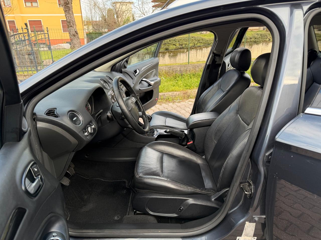 Ford Mondeo 2.0 TDCi Titanium Gancio Traino Full