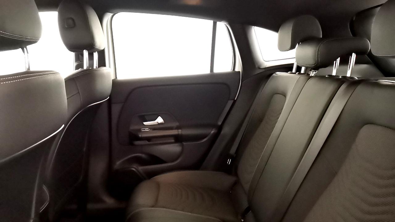 Mercedes-Benz GLA-H247 2020 - GLA 200 d Business auto