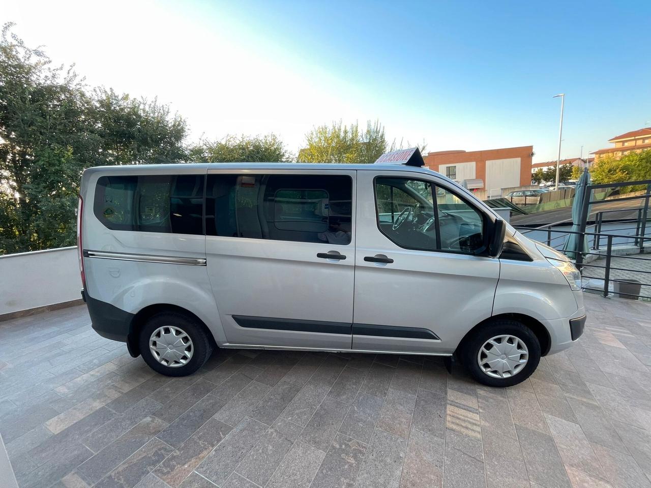 Ford Transit Custom 300 2.2 TDCi 125CV PC Combi Trend