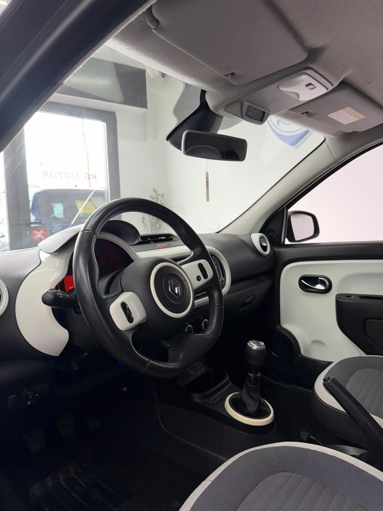 Renault Twingo SCe 65 CV Urban Night