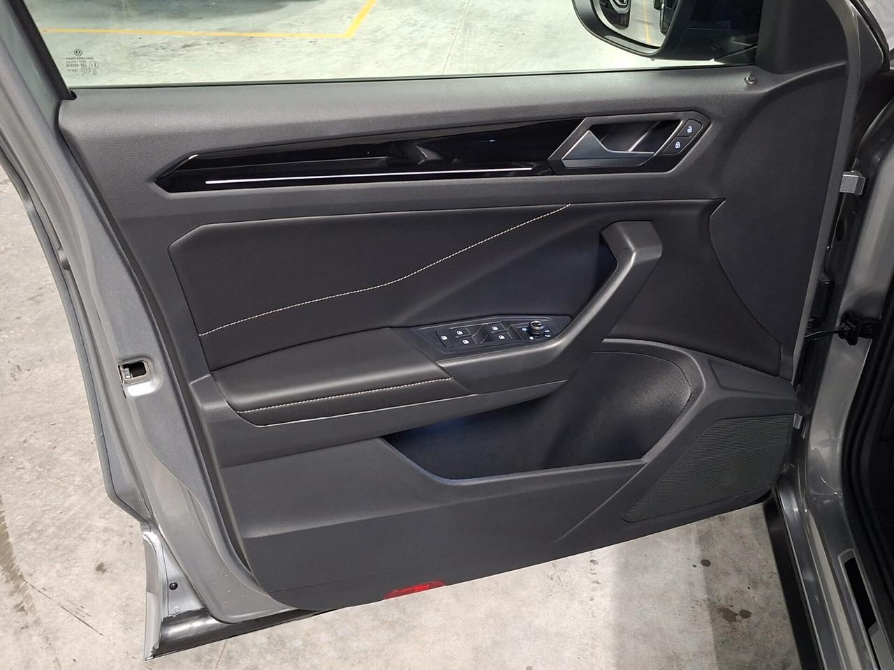 Volkswagen T-Roc 2.0 TDI SCR 116CV R-Line Plus Km.0