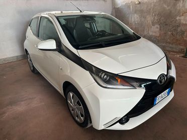Toyota Aygo 1.0 VVT-i 72 CV 5 porte x-cool