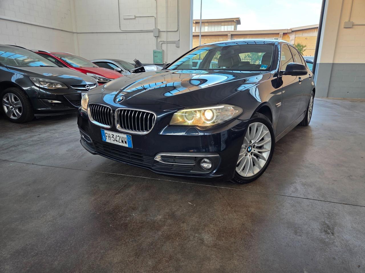 Bmw 520 520d xDrive Luxury