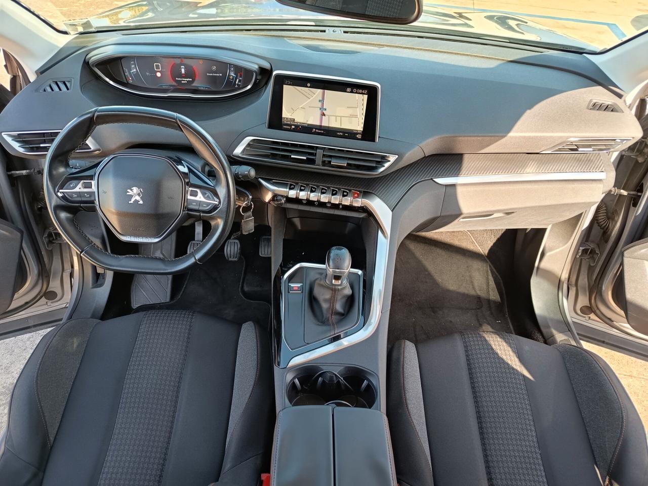 Peugeot 3008 BlueHDi 120 S&S Business