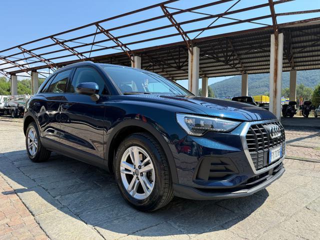 AUDI Q3 35 TDI S tronic Business