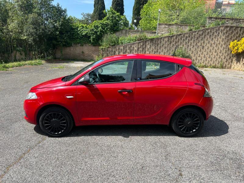 Lancia Ypsilon 5 Porte 1.2 2019 ecochic Gpl 69cv 65000KM.