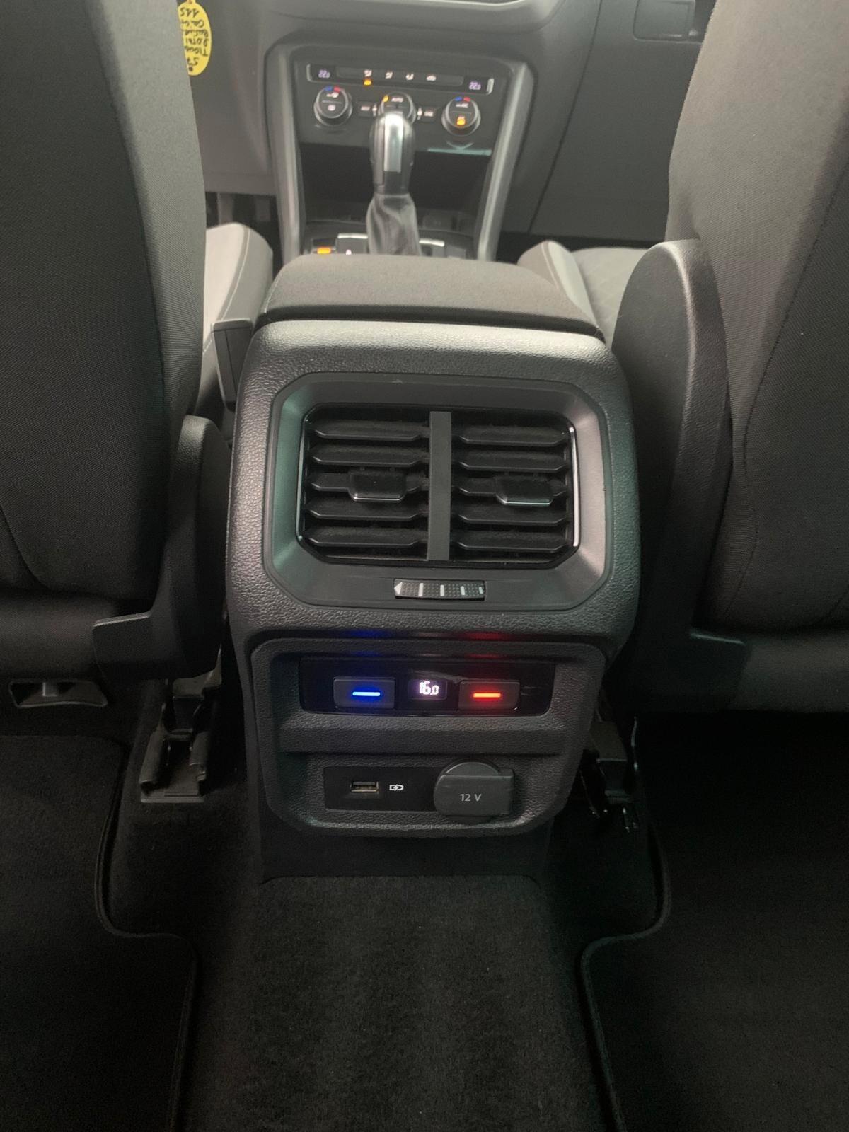 Volkswagen Tiguan 2.0 TDI SCR DSG Business BlueMotion Technology