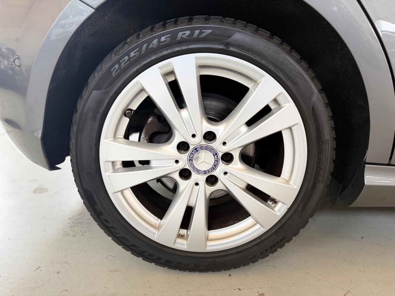 Mercedes-benz A 180 Premium NEOPATENTATI