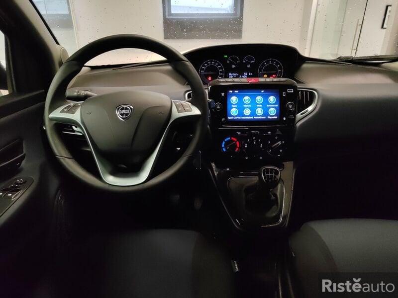 Lancia Ypsilon 1.0 FireFly 5 porte S&S Hybrid Platino