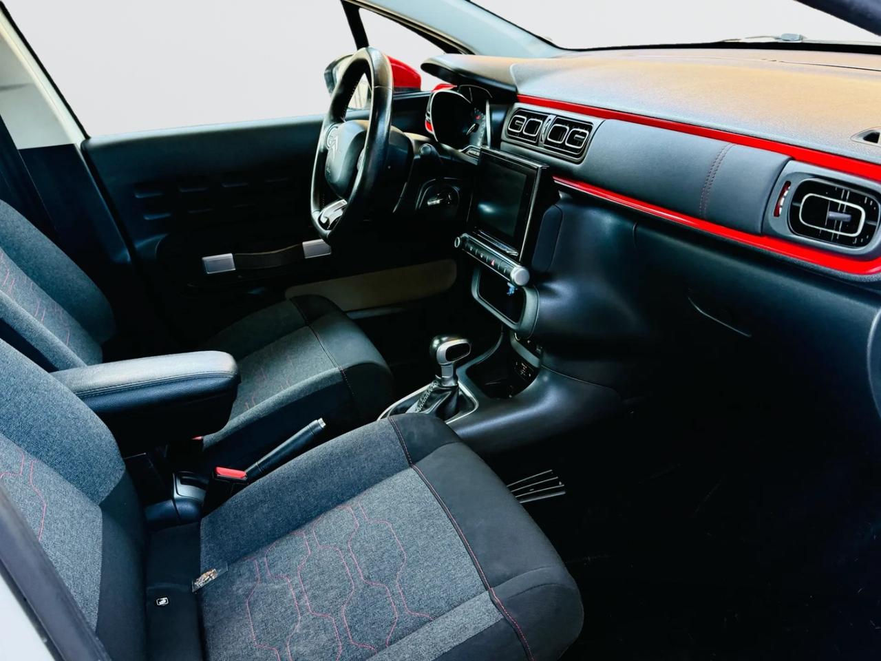 C3 1.2Exclusive*NEOPATENTATI*AUTOMATICA*TETTO PANORAMA*