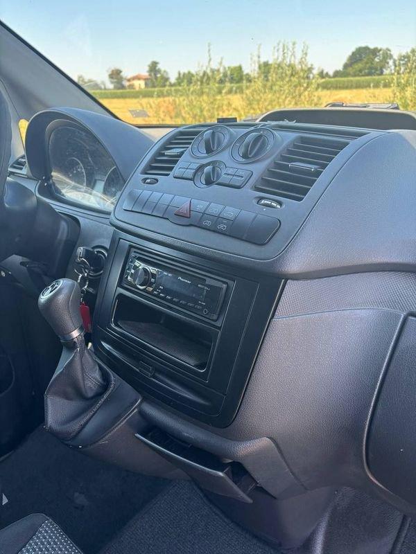 Mercedes-Benz Vito IVA ESPOSTA-AUTOMATICO