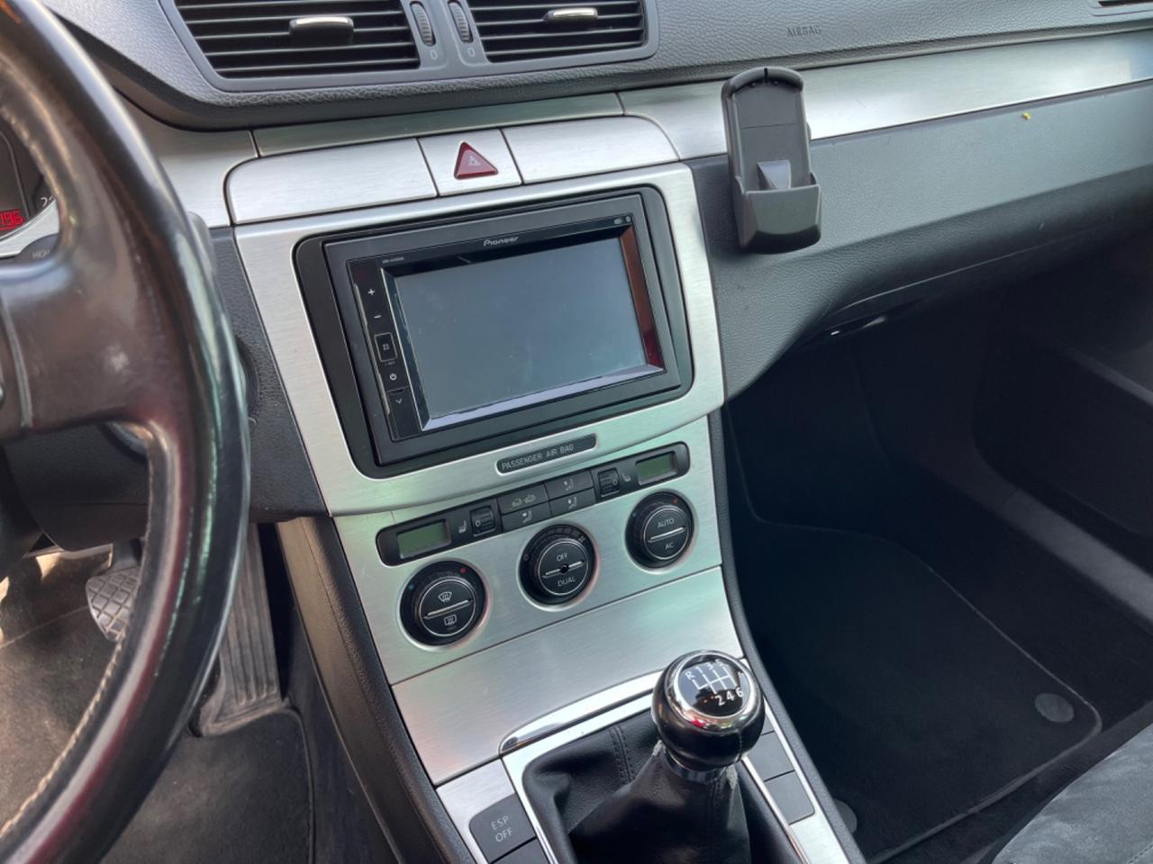 Volkswagen Passat 2.0 TDI DPF Var. Highline