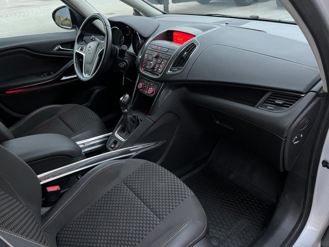 Opel Zafira Tourer 1.4 T 120CV gancio