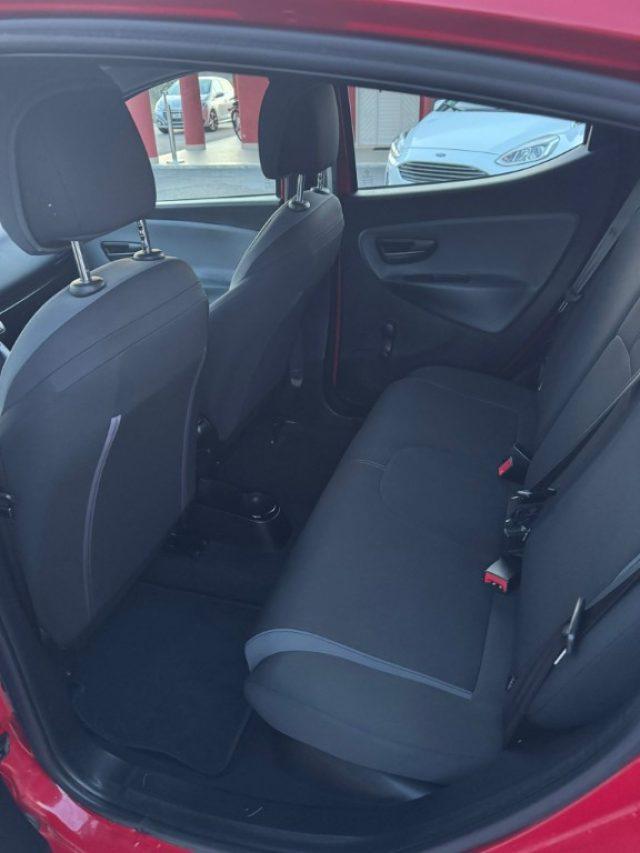 LANCIA Ypsilon 1.2 69 CV 5 porte GPL Ecochic Gold