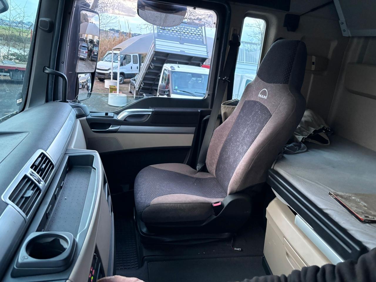 Man 260-460 full pneumatico