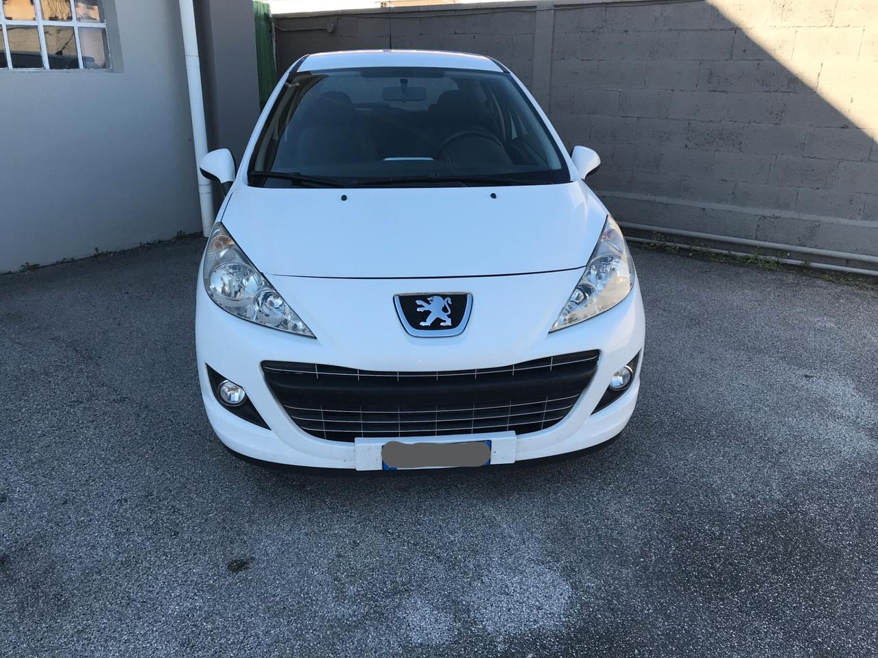 Peugeot 207 1.4 HDi 70CV 3p. Active