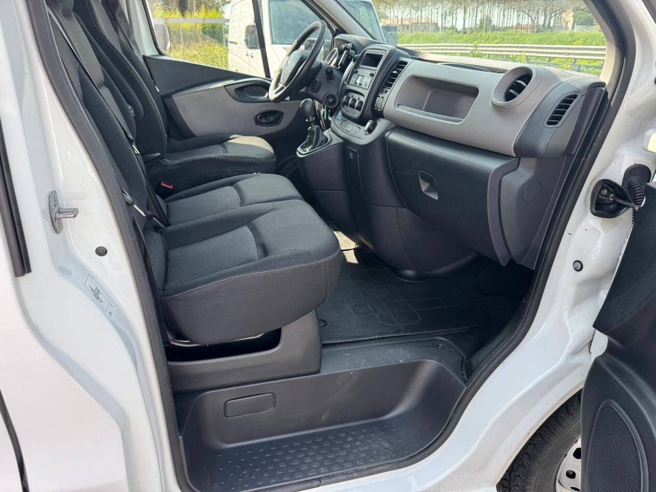 Renault Trafic T27 1.6 dCi 125CV S&S PC-TN IVA COMPRESA