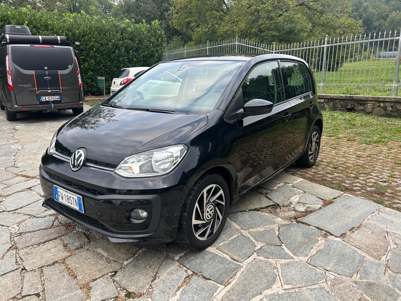 Volkswagen up! 1.0 5p. take