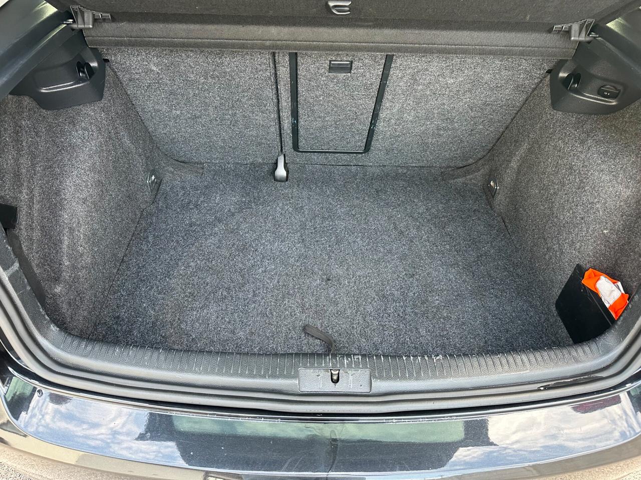 Volkswagen Golf 2.0 TDI 110CV DPF 5p. Trendline