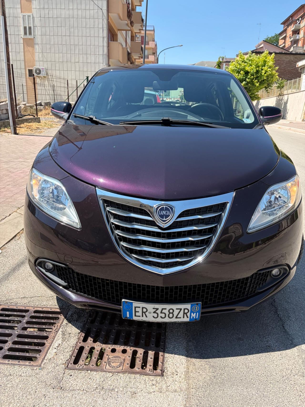 Lancia Ypsilon 0.9 TwinAir 85 CV 5 porte S&S Elefantino