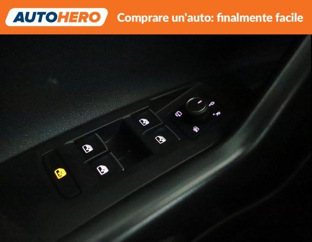 VOLKSWAGEN Taigo 1.0 TSI 110 CV R-Line