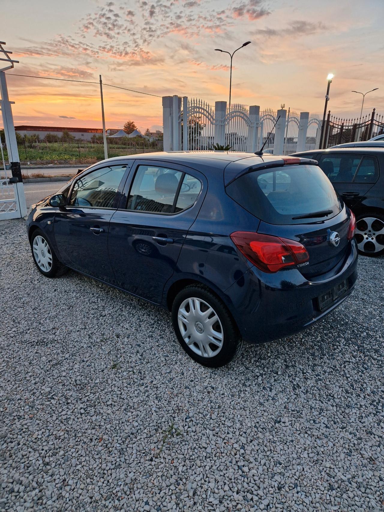 Opel Corsa 1.4 90CV GPL Tech 5 porte b-Color
