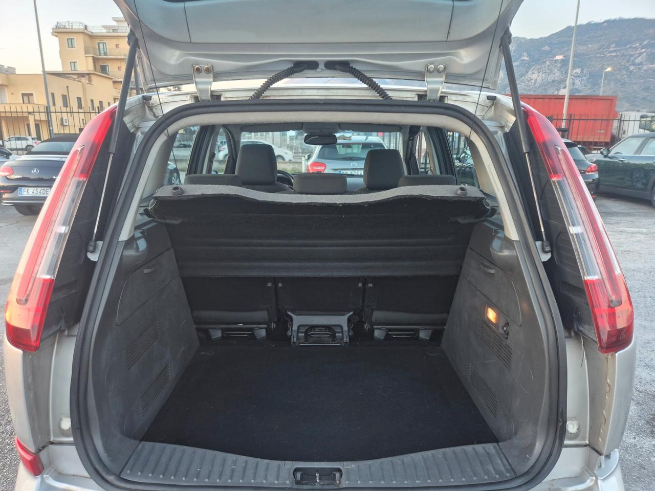 Ford C-Max 1.6 TDCi 90 CV