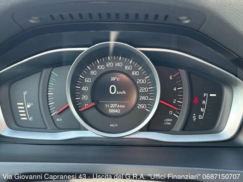 Volvo V60 D3 Geartronic Momentum