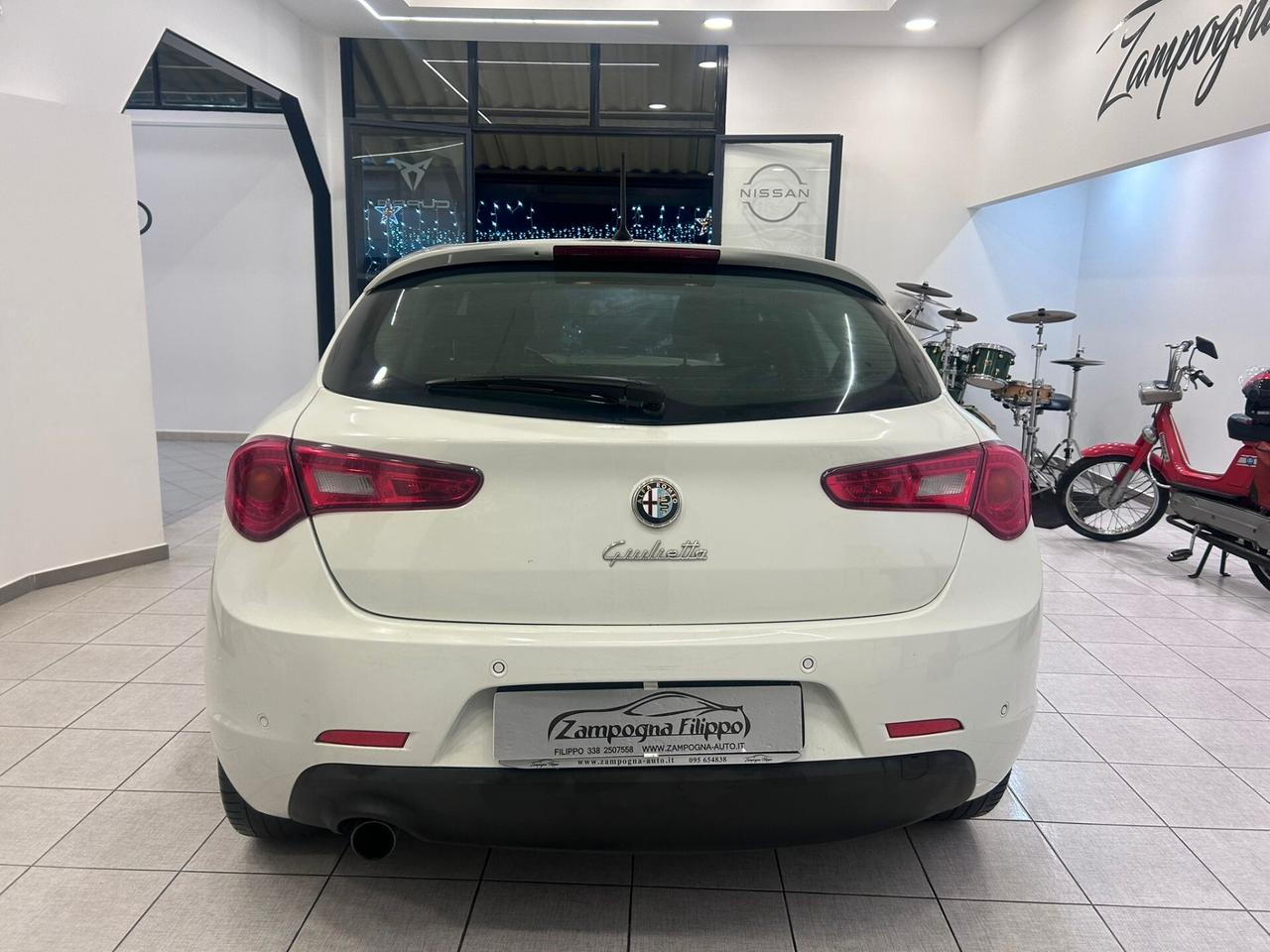 AlfaRomeo Giulietta 1.6 JTDm 105CV Distinctive 2015