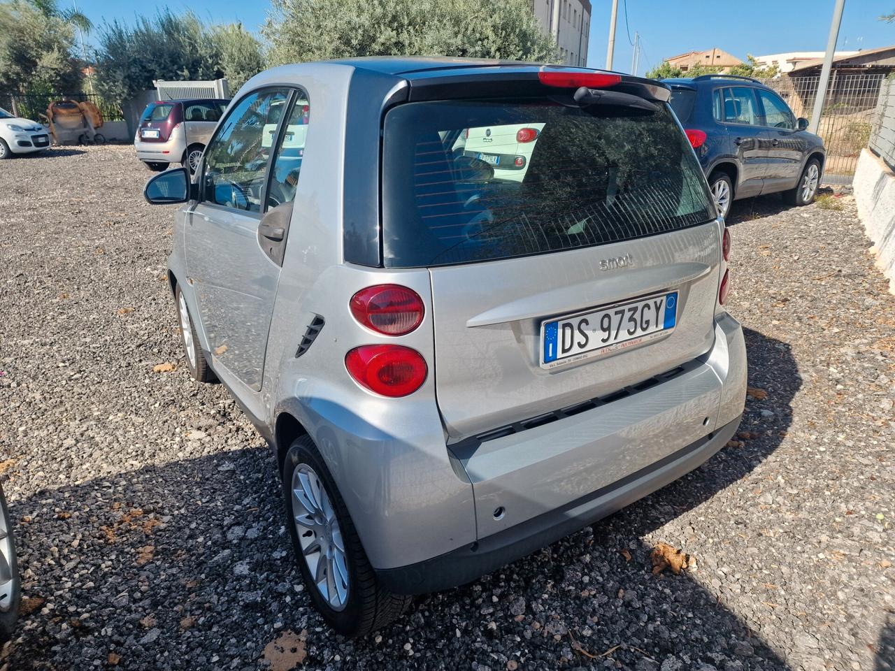 Smart ForTwo 1000 52 kW coupé limited one