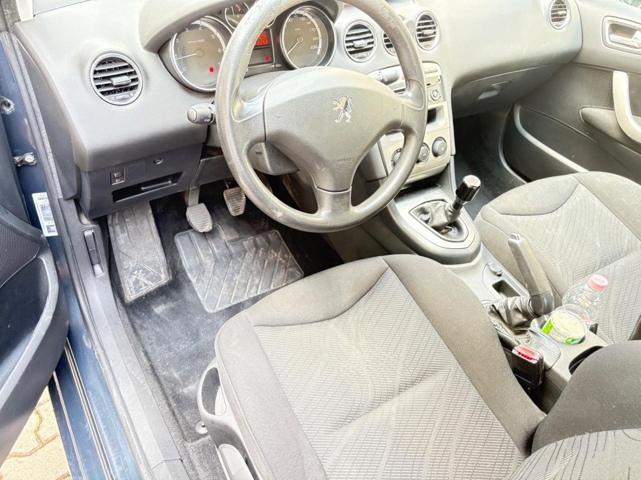 Peugeot 308 1.4 VTi 98CV 5p. Premium