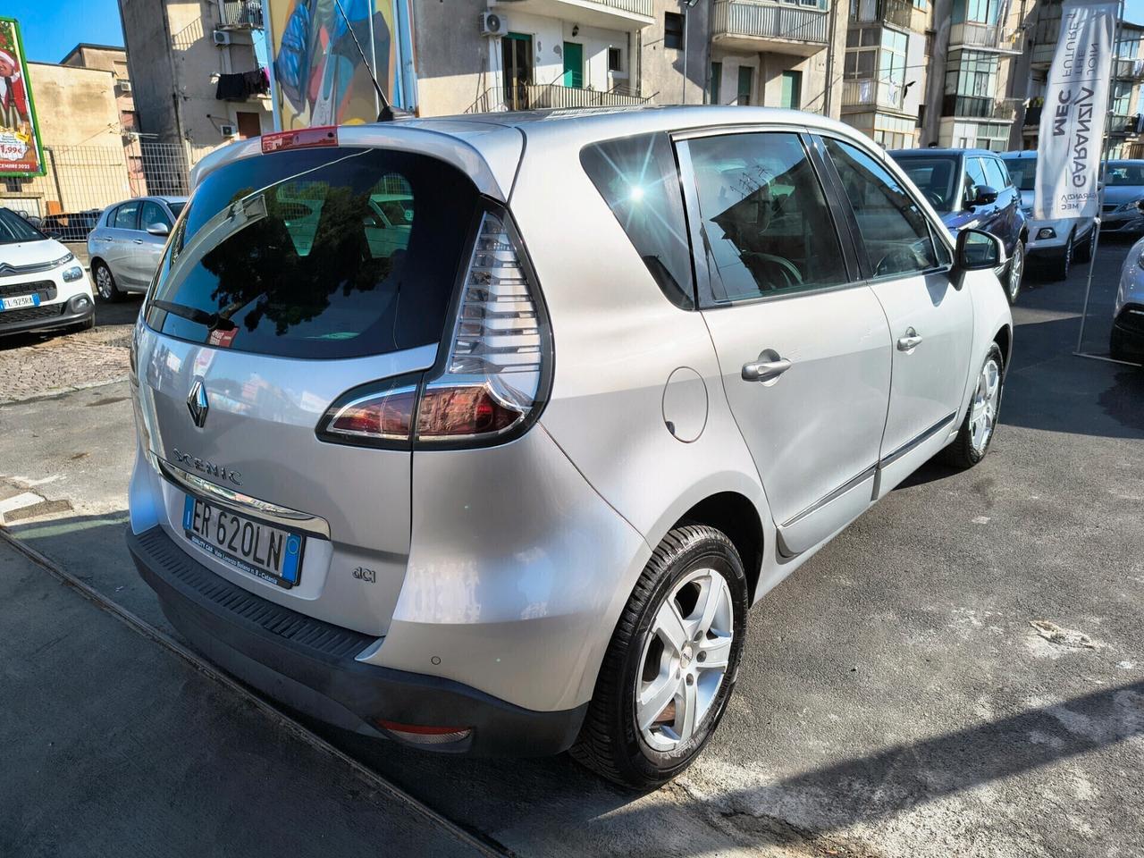 RENAULT SCENIC XMOD 1.5 DIESEL SOLO 130.000 KM 2013