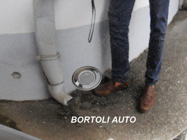 LANCIA Ypsilon 1.0 FIREFLY 16.000 KM HYBRID GOLD NEOPATENTATI