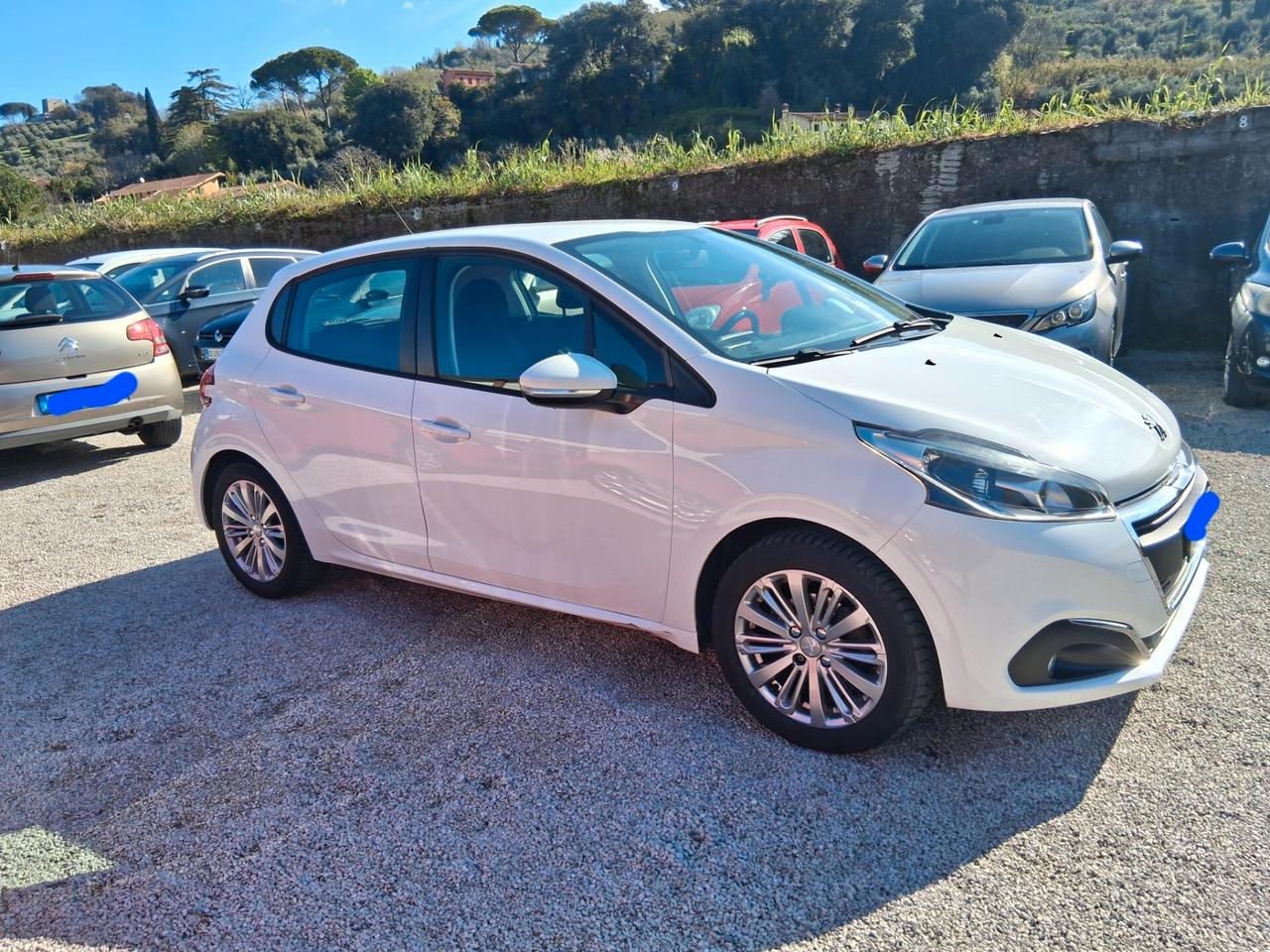 Peugeot 208 PureTech 82 5 porte Allure