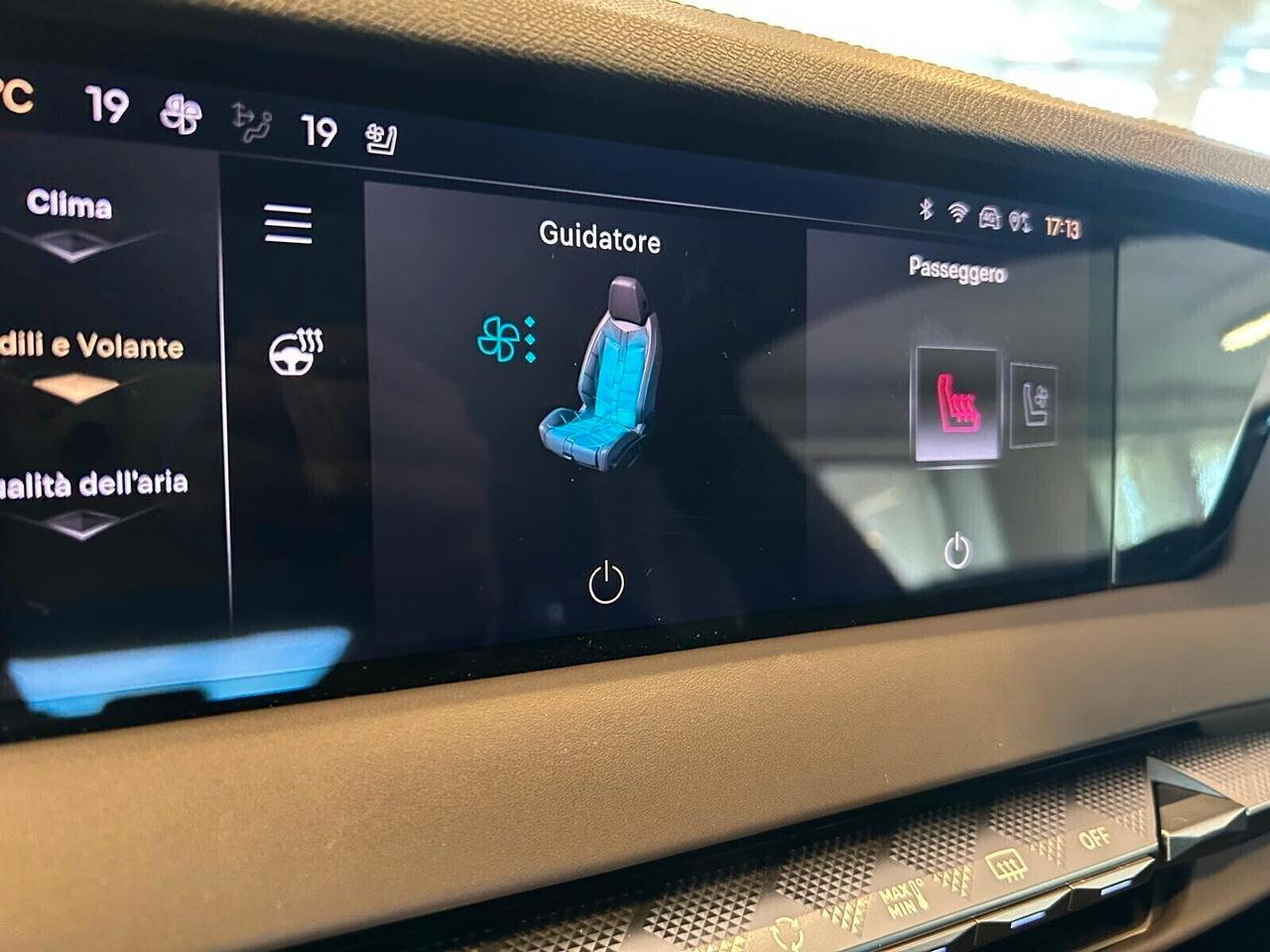 Ds DS4 CROSS RIVOLI BlueHDi 130 aut. SPOTICAR