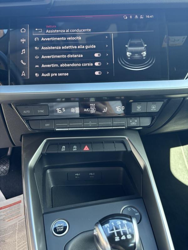 Audi A3 Sportback 30 2.0 tdi Business LED-NAVI-18"