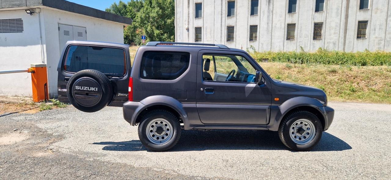 Suzuki Jimny 1.3i 16V cat 4WD JLX tagliandata