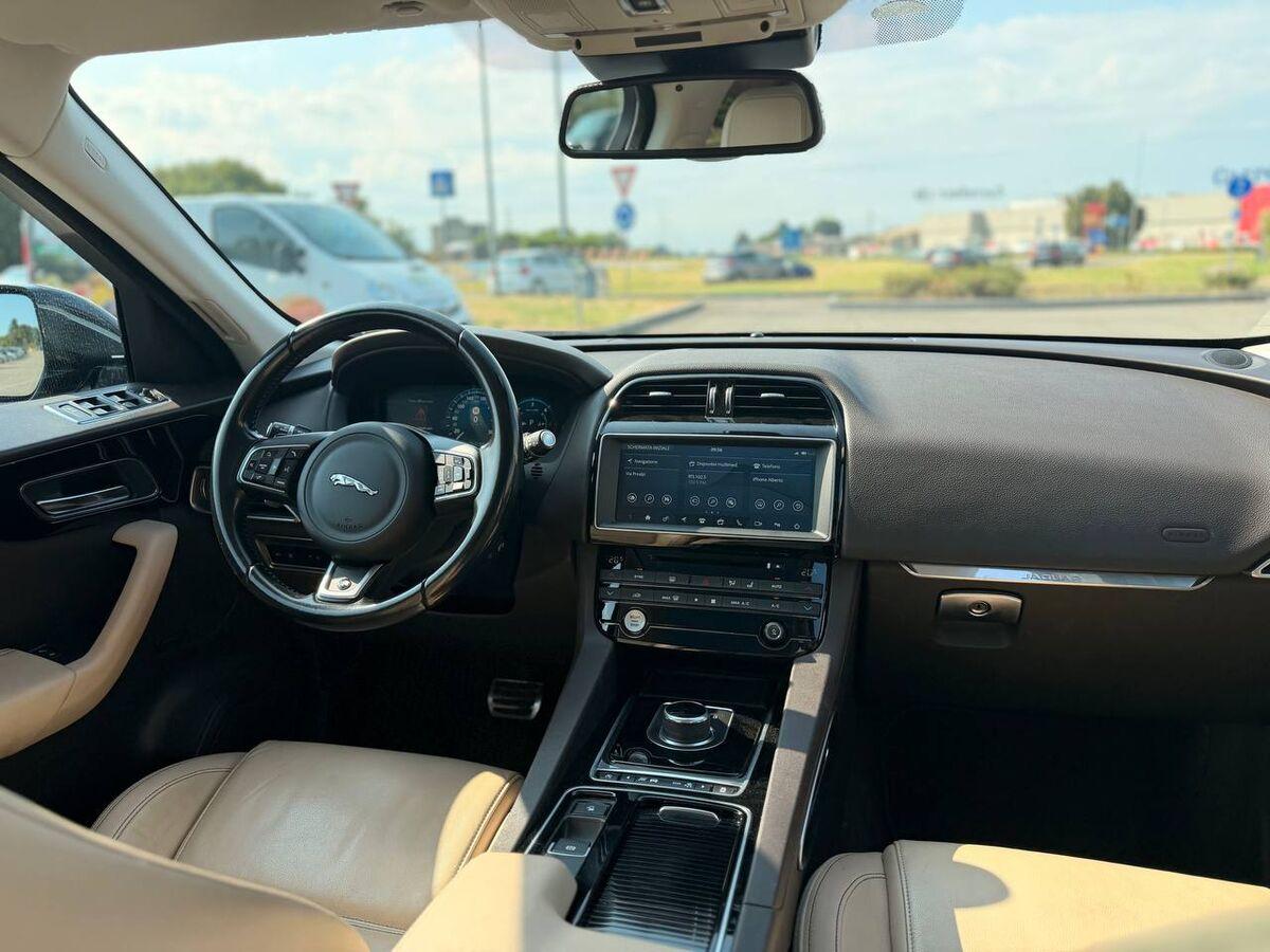 Jaguar F-Pace 2.0d R-Sport awd 180cv auto