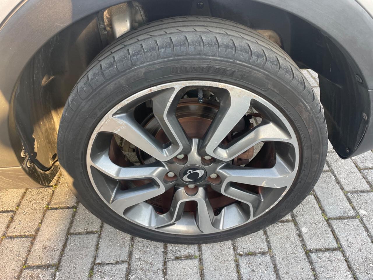 Ssangyong Seleziona Ssang yong tivoli 1.6 d 115 cv BE