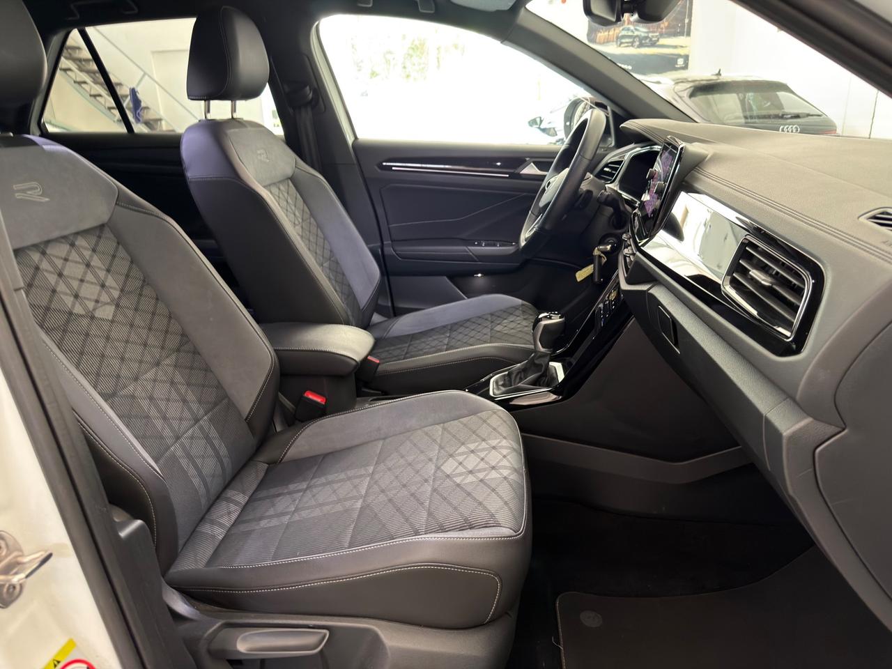 Volkswagen T-Roc 1.5 TSI ACT DSG R-Line 150cv