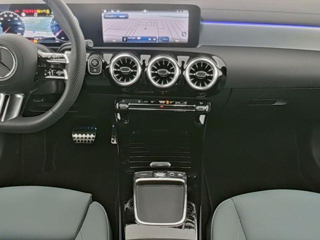 MERCEDES-BENZ CLA 180 Automatic Shooting Brake AMG Line Advanced Plus