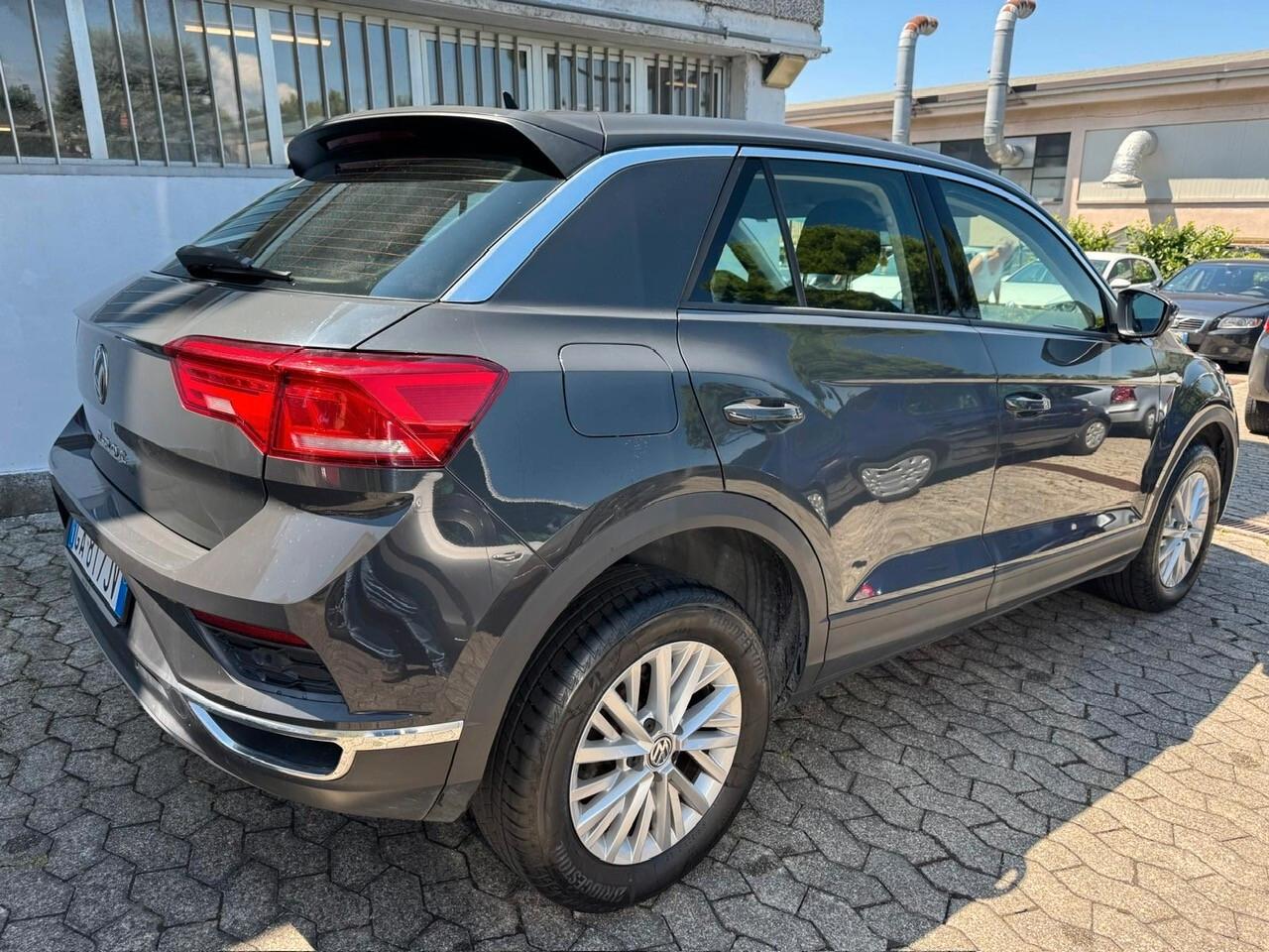 Volkswagen T-Roc 1.6 TDI SCR Advanced BlueMotion Technology*EURO6*NAVI*CERCHI