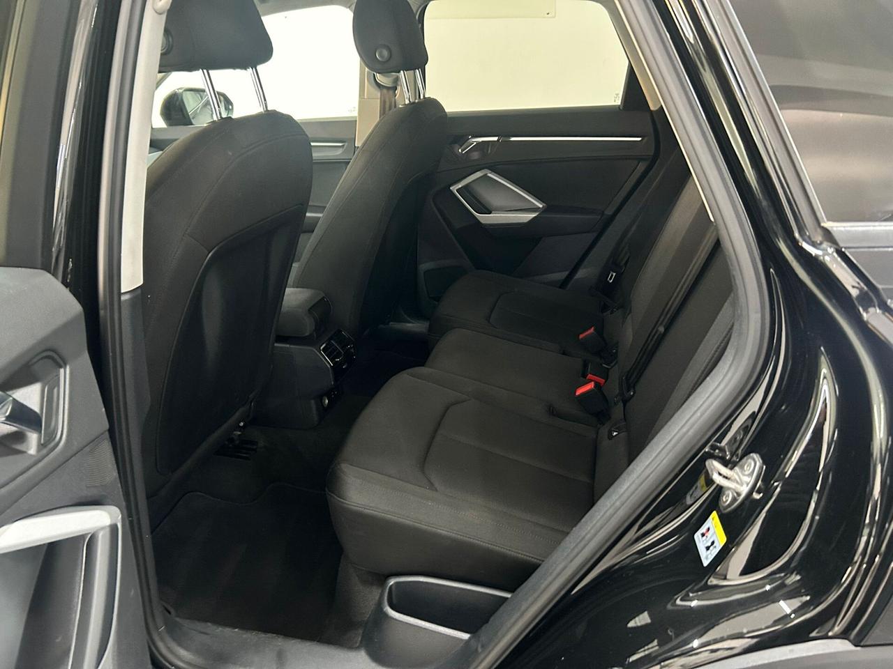 Audi Q3 35 TDI S tronic Business