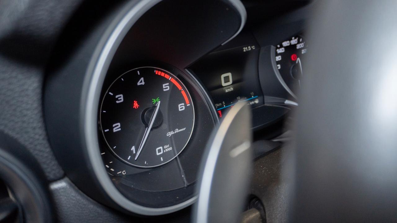 Alfa Romeo Stelvio 2.2d 210 CV AT8 Q4 Veloce IVA ESPOSTA